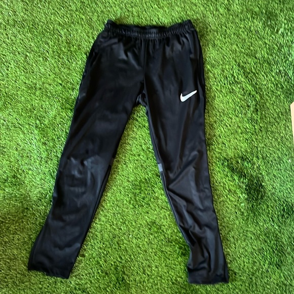 Nike Other - Nike dry-fit park pants